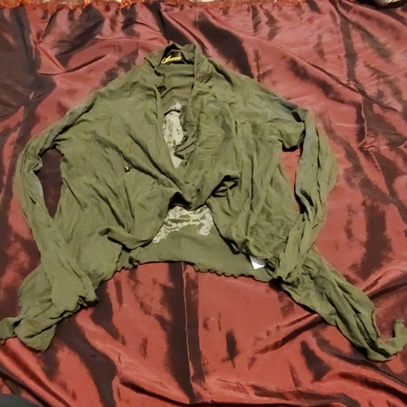 Stylish Cape Style Cardigan - Picture 3 of 8